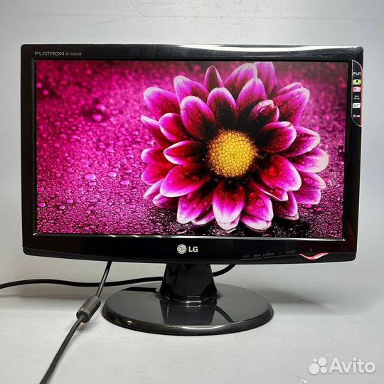 18.5'' Монитор LG Flatron W1943S, 1366x768, TN