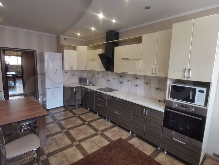 2-к. квартира, 65 м², 12/16 эт.