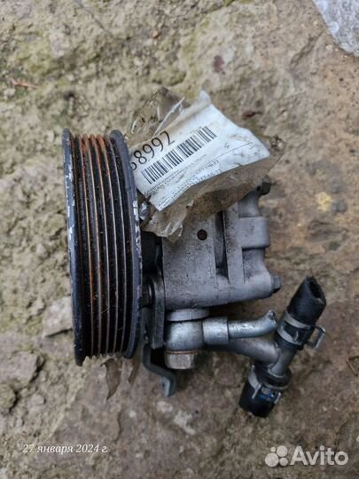 Насос гур, nissan elgrand е51