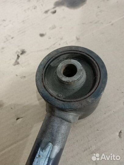 Тяга задняя продольная Toyota Land Cruiser 200