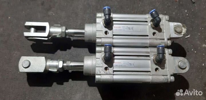 Пневмоцилиндр Rexroth