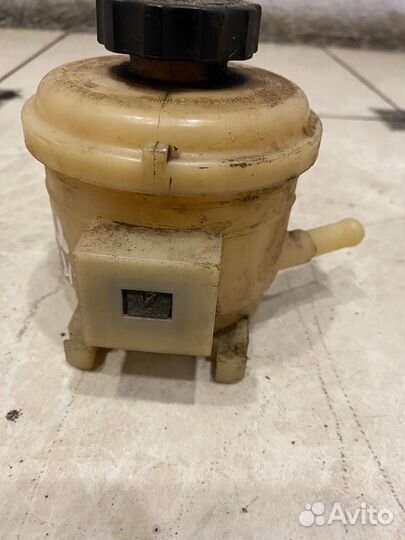 Бачок гур Hyundai Accent