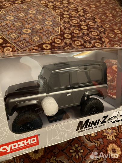 Kyosho mini-z 4*4 Land Rover autobiography