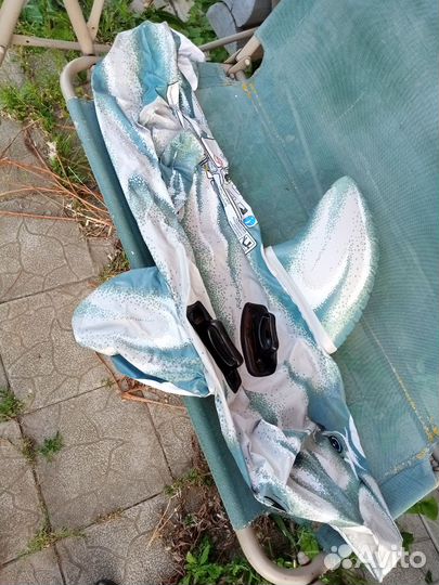 Надувной дельфин