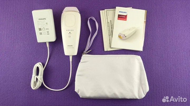 Фотоэпилятор Philips Lumea Essential BRI863