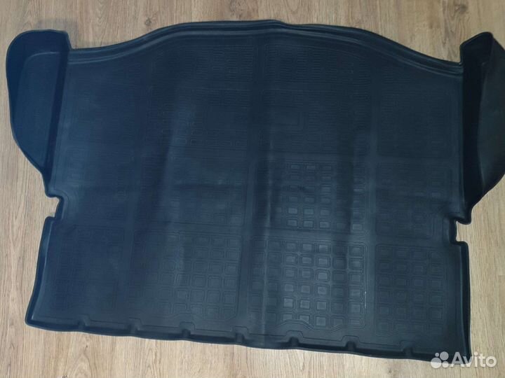 Коврик в багажник toyota rav4