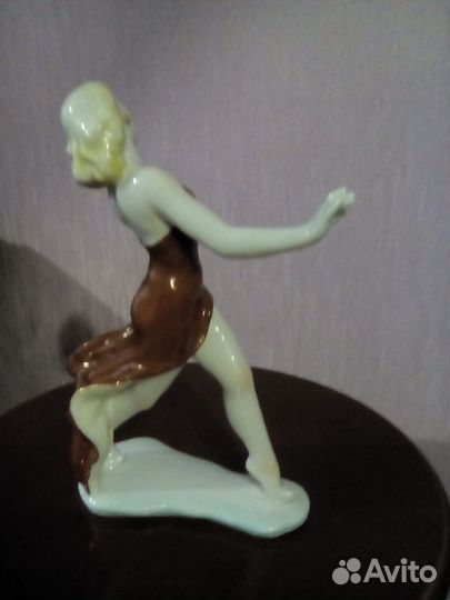 Статуэтка фарфор. Германия
