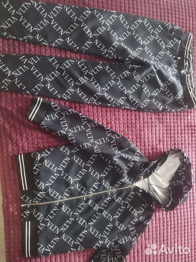 Спортивный костюм женский