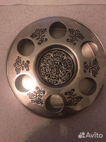 Металлическая подставка-сувенир СССР