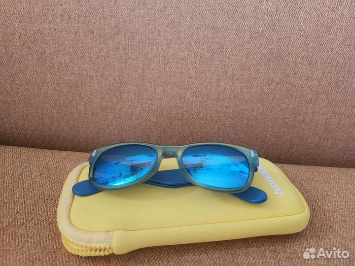 Детские солнцезащитные очки с чехлом Polaroid