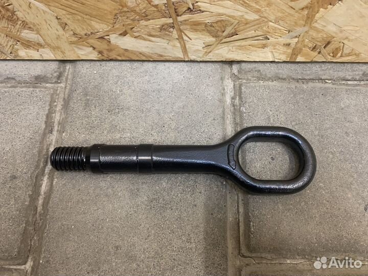 Крюк буксировочный Фольксваген Пассат Б6