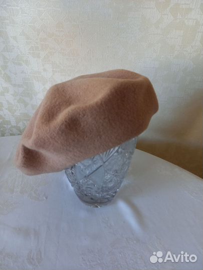 Берет женский