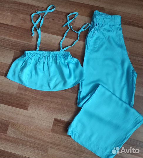 Стильный костюм для девочки 140