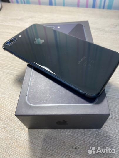Телефон iPhone 8 plus