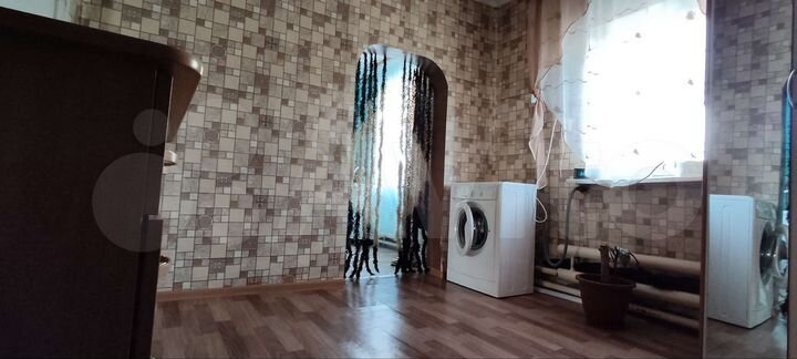 Дом 63 м² на участке 7 сот.