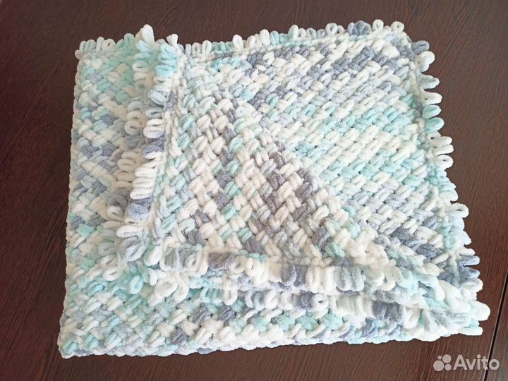 Плед детский вязаный ручная работа