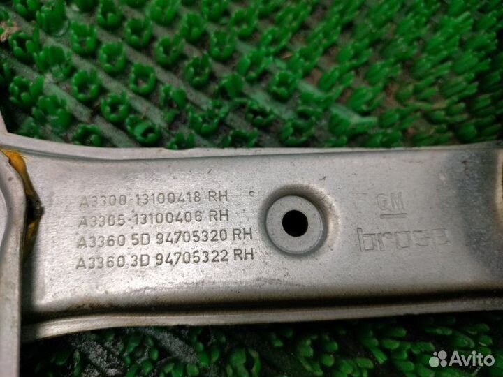 Стеклоподъемник передний правый Opel Astra H