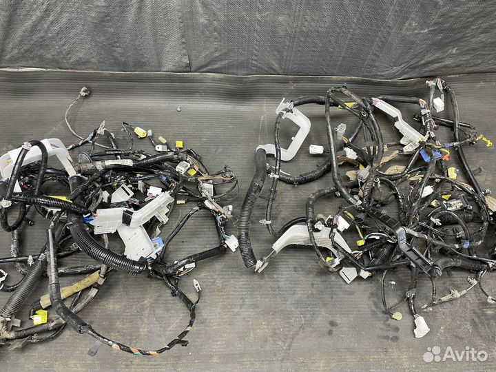 Проводка / Коса салона (торпеды) Mazda 3 BL 1.6