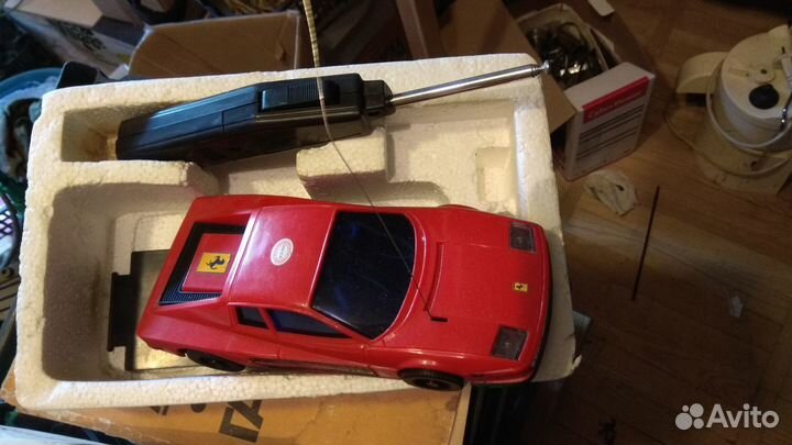 Радиоуправляемая модель ferrari