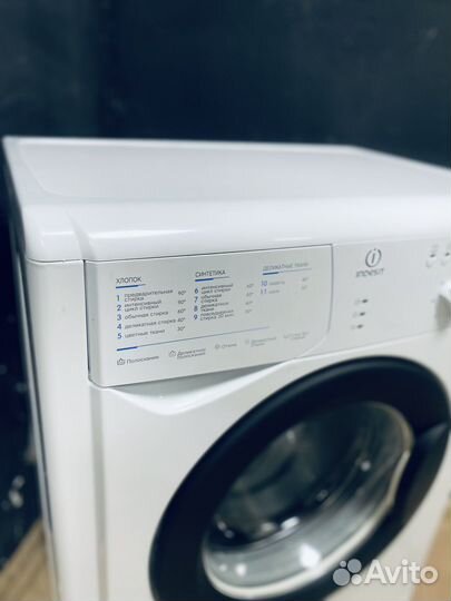 Стиральная машина indesit 5 кг в хорошем состоянии