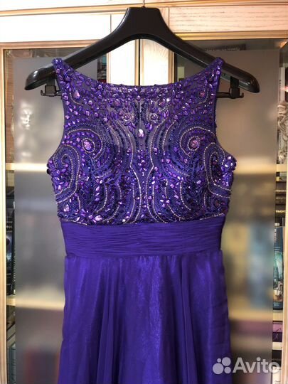 Фиолетовое вечернее платье макси