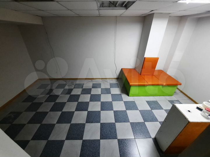 Свободного назначения, 240 м²