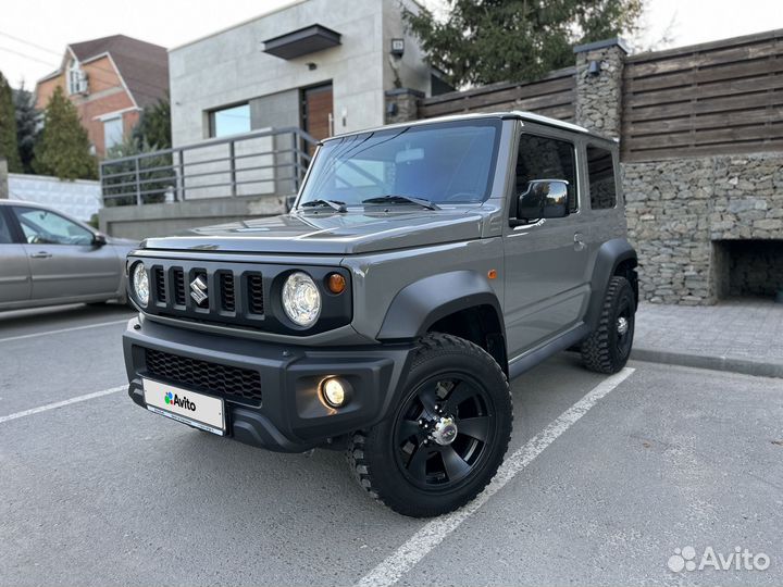 Suzuki джимми 2020. Suzuki jimny темно зеленый. Сузуки джимни волгоград. Сузуки джимни 2. Lj10 jimny.