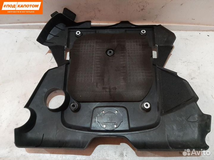 Декоративная крышка двигателя Nissan Skyline