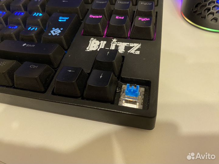 Игровая механическая клавиатура defender blitz