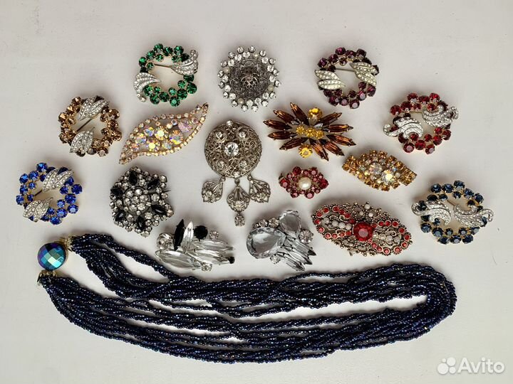 Винтажная бижутерия прошлых лет