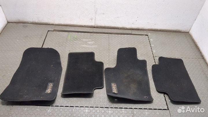 Ковер салона Jeep Grand Cherokee, 2012