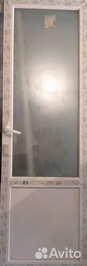 Продаеться балконная дверь