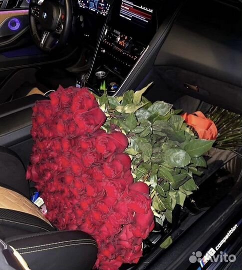 Арт:878341 Букеть из розь с доставккь