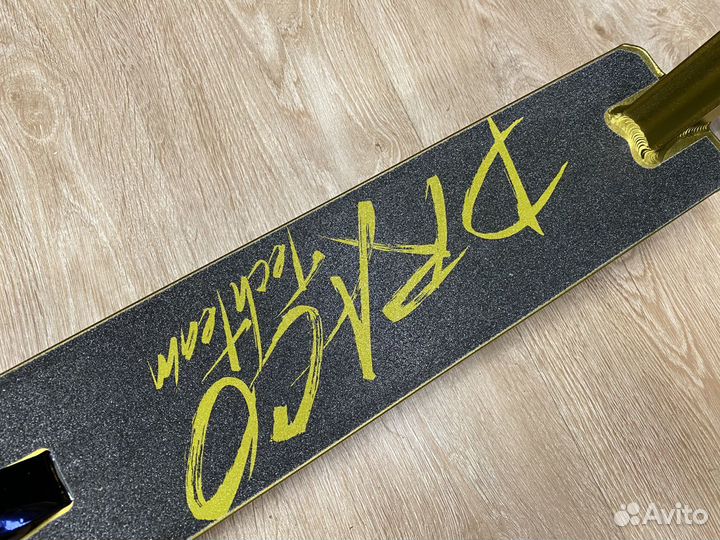 Трюковой самокат