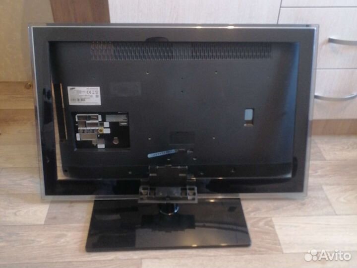 Подставка,рамка,зад крышка для телевизора самсунг