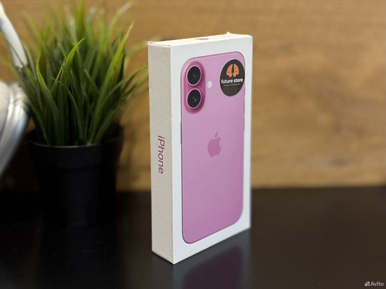 iPhone 16, 256 ГБ, SIM + eSIM