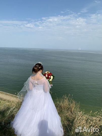 Платье свадебное