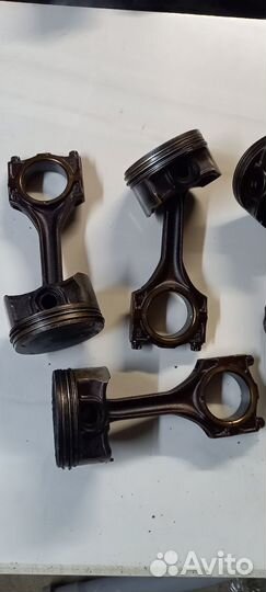 BMW M54M30 бмв М54Б30 поршень