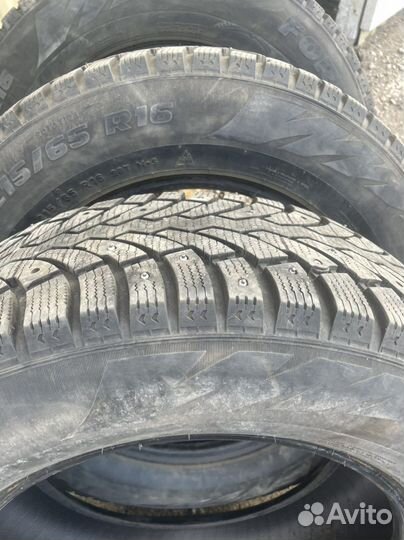 Pirelli Formula Ice 215/65 R16