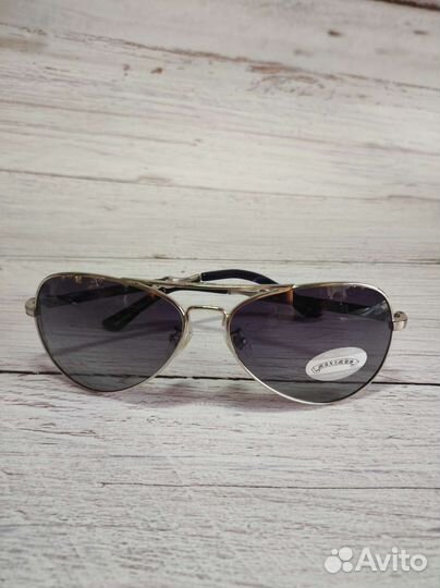 Солнцезащитные очки унисекс