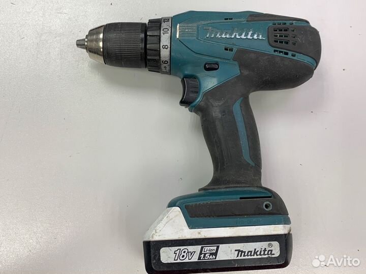 Шуруповерт Makita DF457D