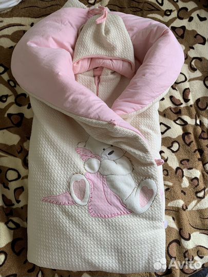 Комплект на выписку для девочки