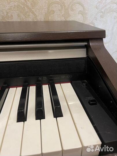 Цифровое фортепиано бу