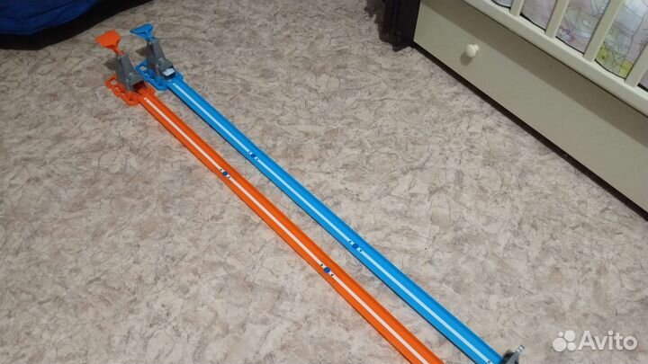 Hot wheels скоростные мёртвые петли