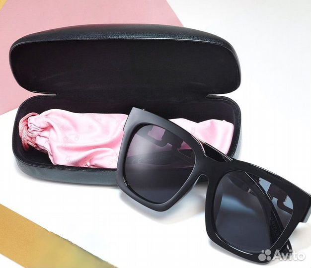Солнцезащитные очки женские