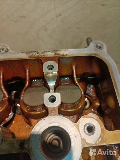 Головка блока цилиндров Hyundai Solaris 221002B000