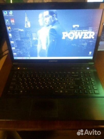 Эффективный VIP - ноутбук Depo P1520 Laptop 4 Core