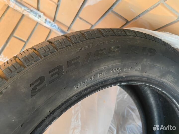 Pirelli Ice Zero 235/55 R19 105H