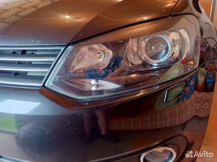 Би лед фары polo седан