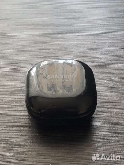 Наушники Samsung Galaxy Buds Live черные